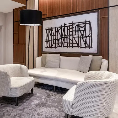 فندق كلوديو