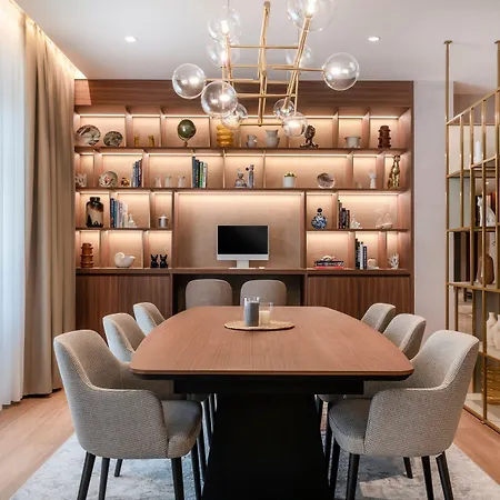 كلوديو فندق 4*