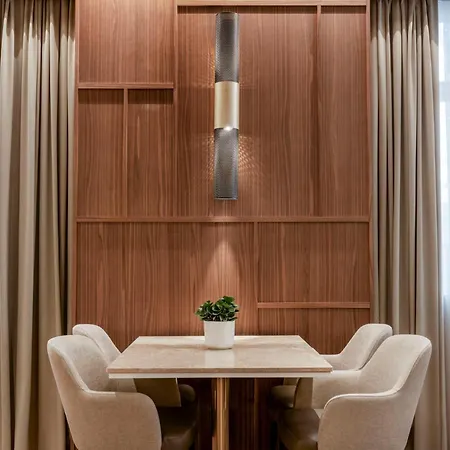 Hotel Clodio 4*