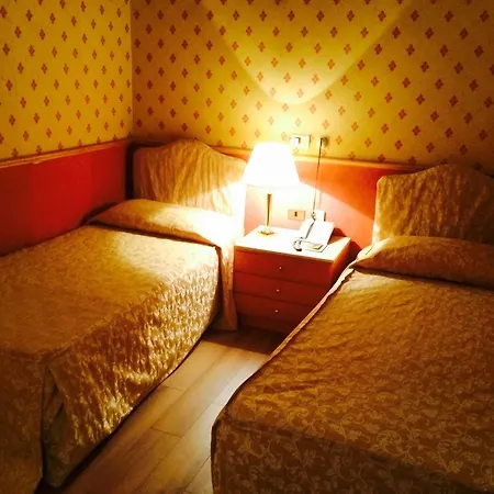 Clodio 4*